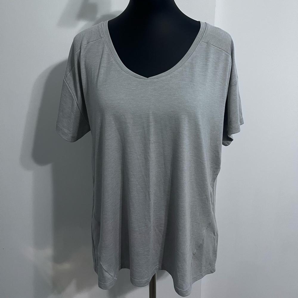 NWOT T-Shirt #117